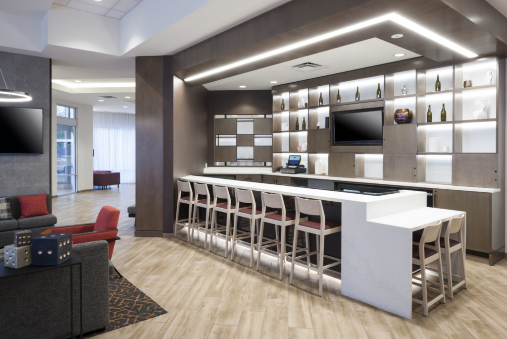 HIS PHX DT Bar Area