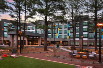 Tru by Hilton Flagstaff